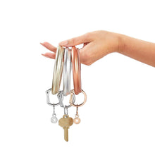 Load image into Gallery viewer, Leather Big O® Key Ring Metallic - Rose Gold
